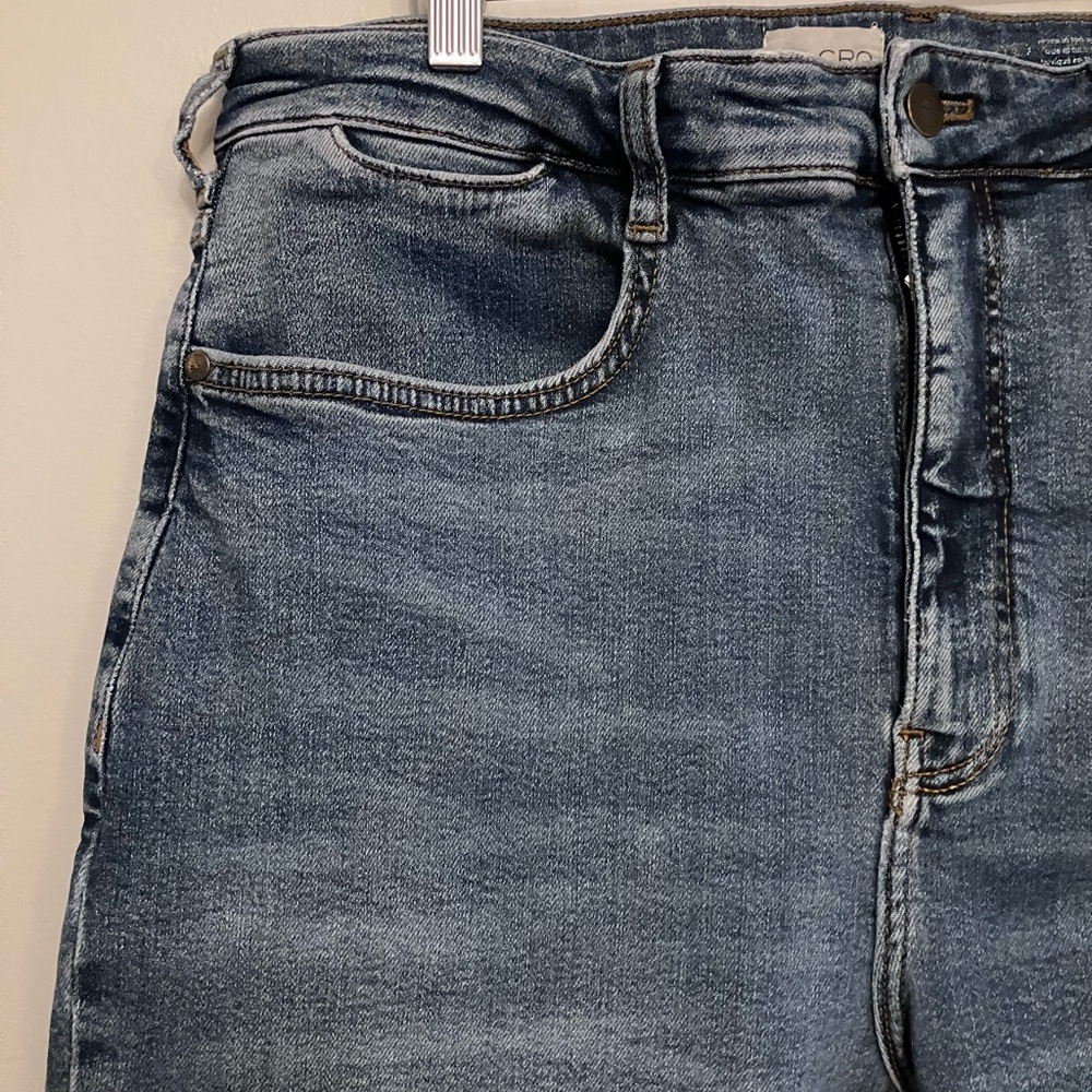 PILCRO High Rise Button Fly Cropped Jeans Size 34 - Picture 3 of 12